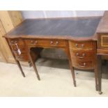 An Edwardian satinwood banded mahogany kneehole desk, width 121cm, depth 60cm, height 76cm