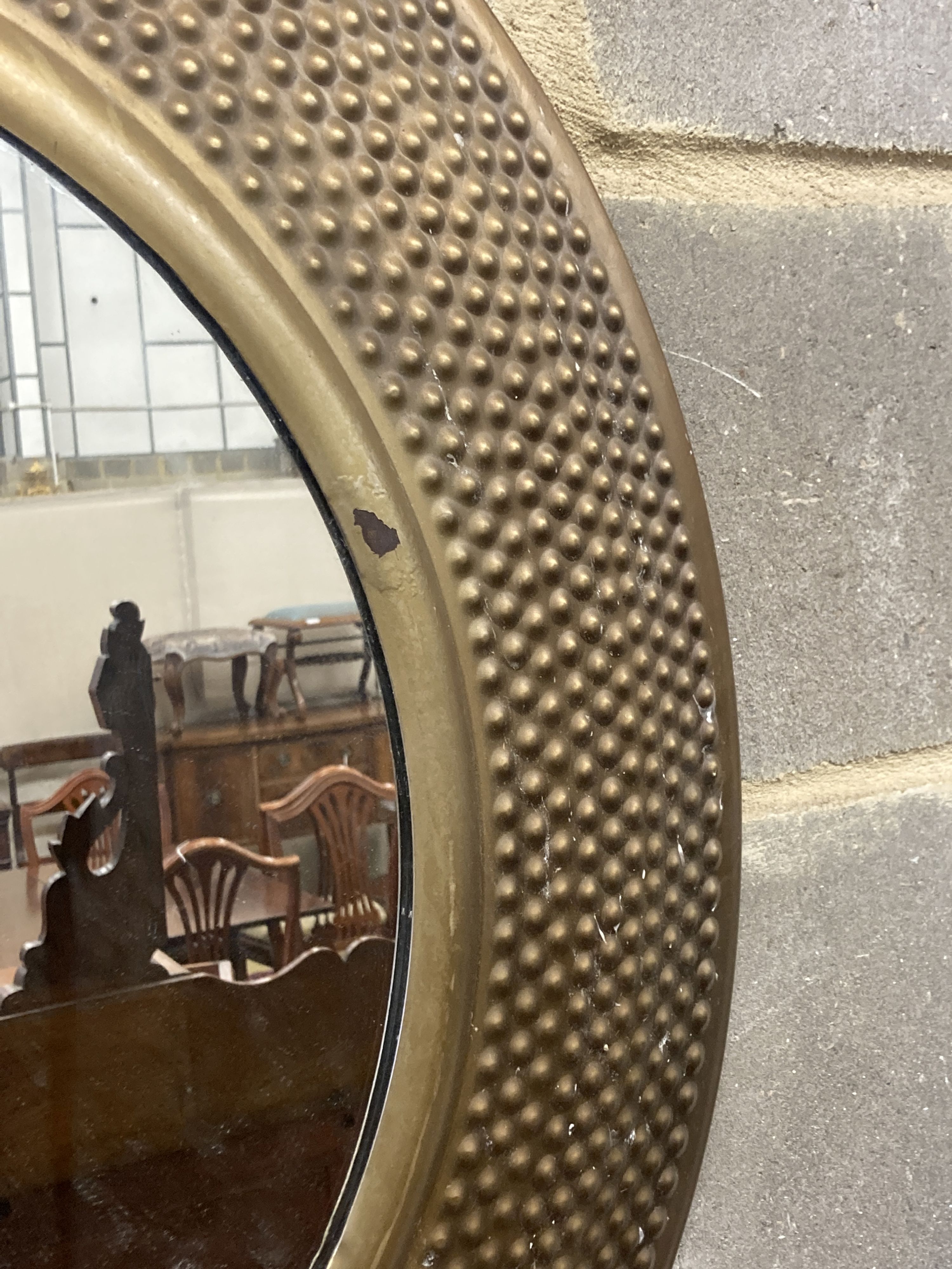 A modern contemporary circular wall mirror, diameter 80cm - Image 3 of 3