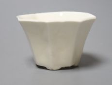 An 18th century Chinese blanc de chine cup, 4cm high