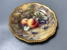 A Royal Worcester fruit painted plate, signed P. Love, diameter 17.5cm