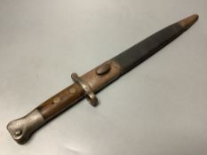 A Victorian bayonet, war department stamp WD over 44 E