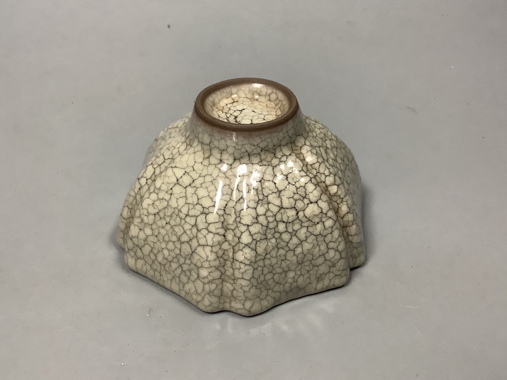 A Chinese crackle glaze hexagonal cup, diameter 9cm - Image 3 of 3