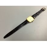 A gentleman's modern 9ct gold Avia quartz wrist watch, on a leather strap, case diameter 29mm,