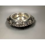 An early 20th century Tiffany & Co sterling 925 bowl, with pierced floral decorated border, 1902-