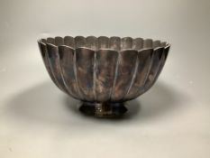 An early 20th century Japanese fluted white metal fruit bowl, Jungin mark,diameter 23.8cm, 32.5oz.