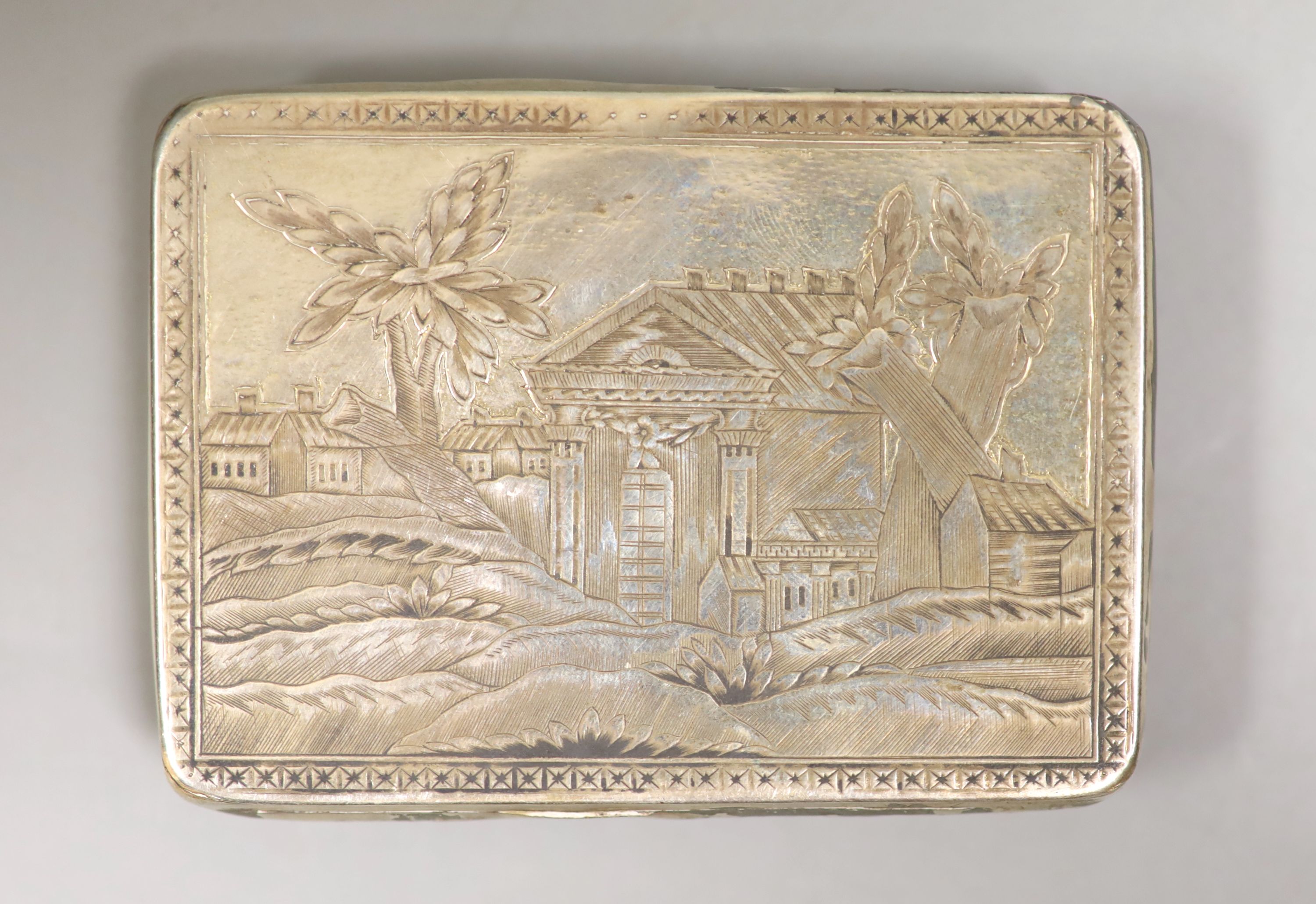 A late 19th/early 20th century Russian silver snuff box, 87mm, 100 grams, (a.f.). - Image 2 of 3