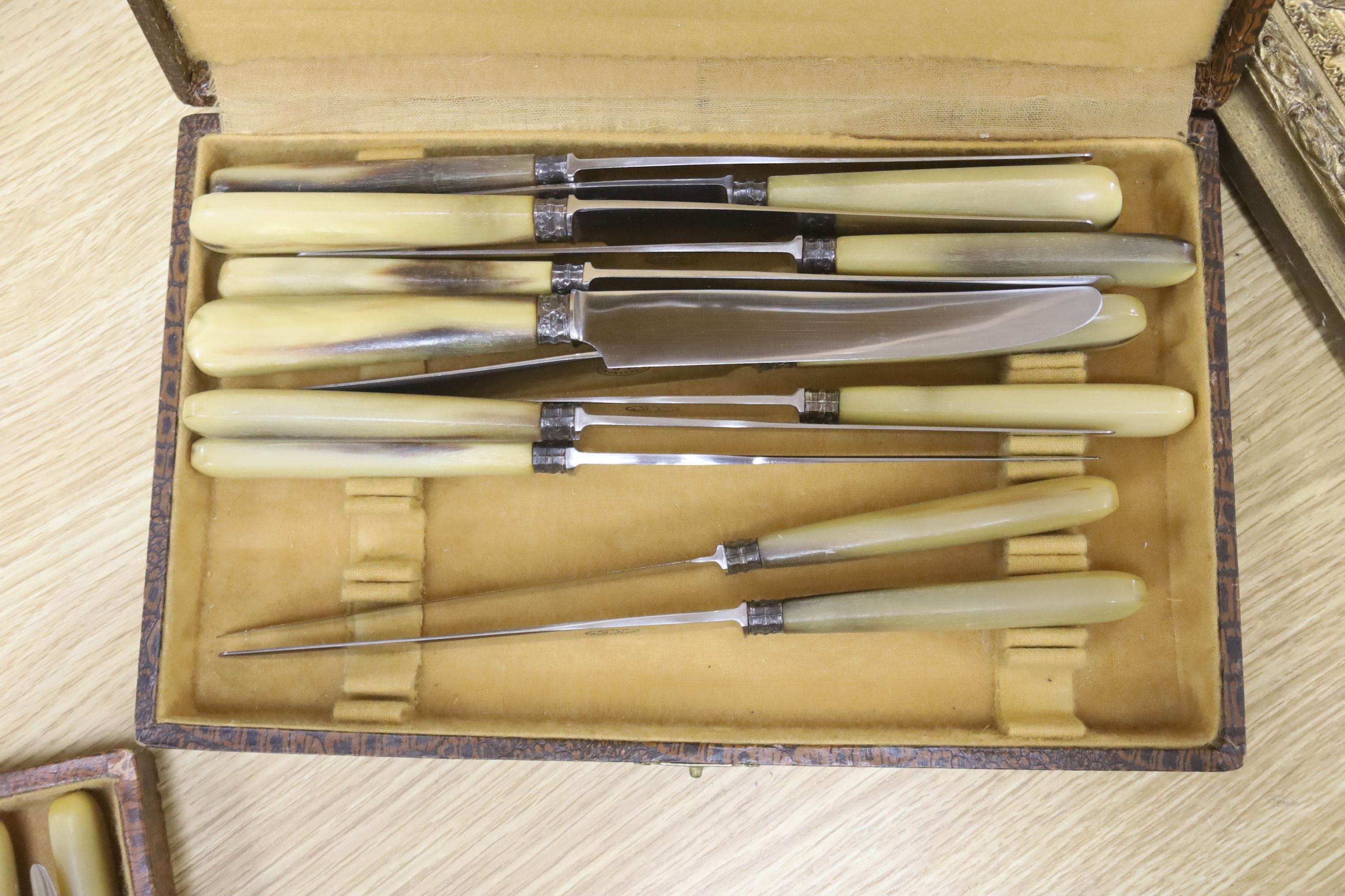 Three cased sets of horn handled flatware - Image 3 of 4