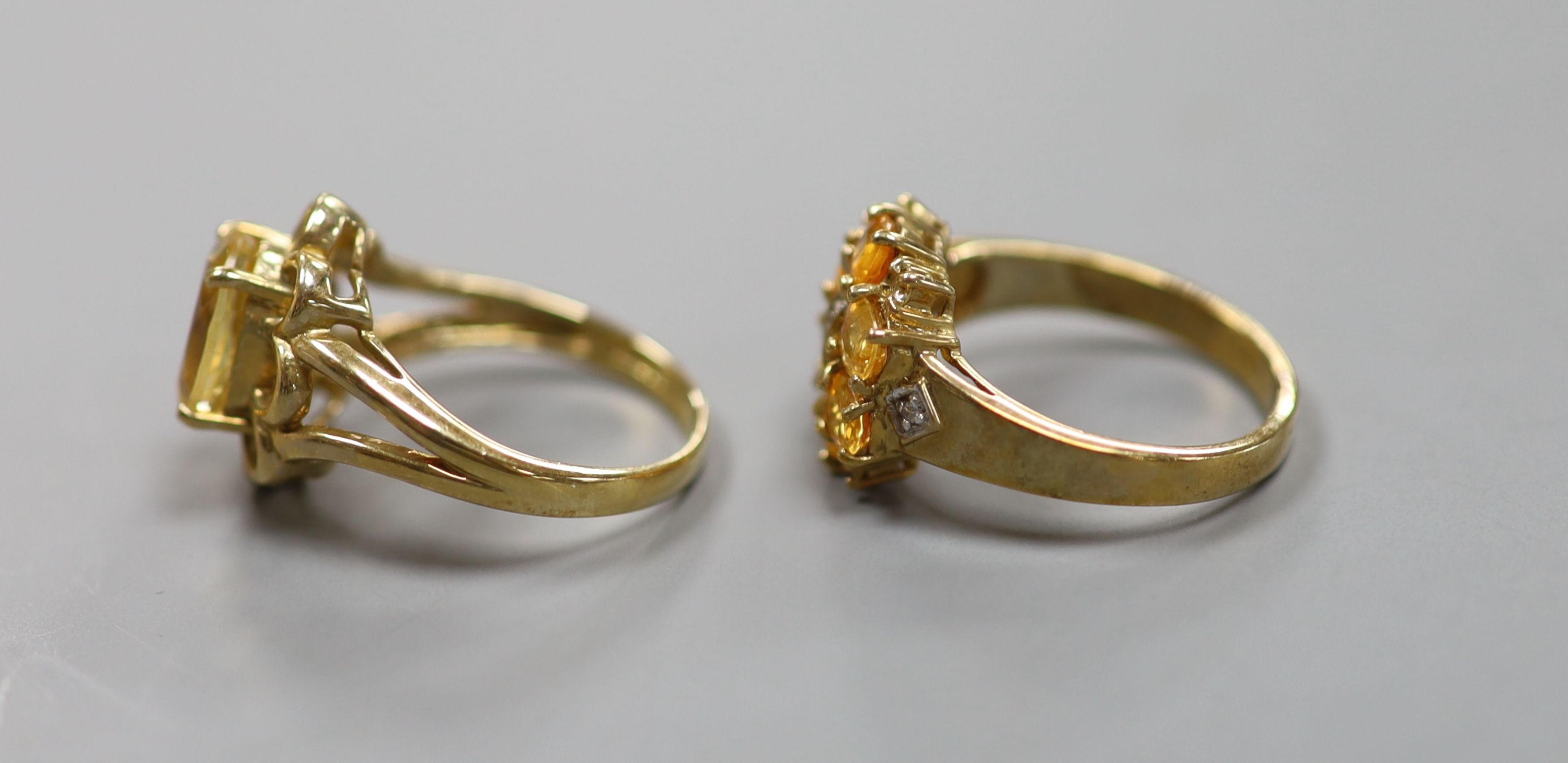Two 9ct gold citrine set rings,gross 8.6 grams. - Image 2 of 3