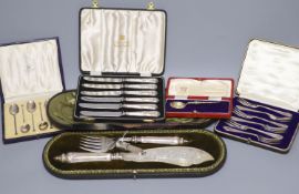 Mixed silver including cased pair of late Victorian silver fish servers, four other cased sets and