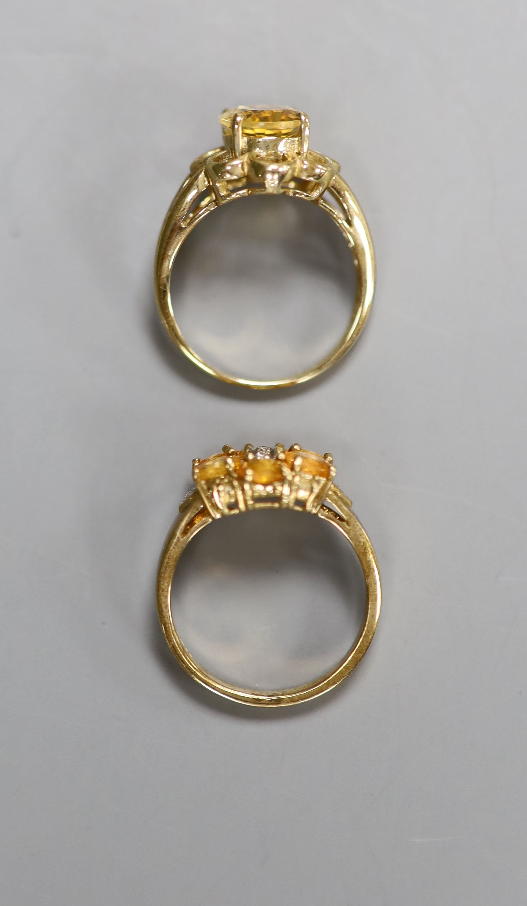 Two 9ct gold citrine set rings,gross 8.6 grams. - Image 3 of 3