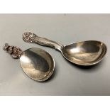 A modern silver caddy spoon, with squirrel handle, by Brian Leslie Fuller, London, 1985, 65mm and a