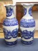 A pair of large blue and white vases92cm