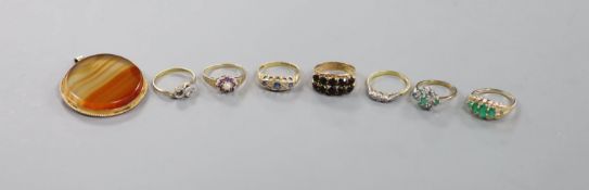 Two 18ct and gem set rings including diamond crossover( stone missing) and sapphire and diamond (