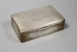 A Tiensin Yeching Chinese Export sterling rectangular cigarette box, no interior,15.5cm, 8oz.