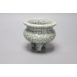 A Chinese crackle glaze censer, height 11.5cm