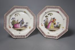 A pair of 19th century Berlin plates, diameter 21cm