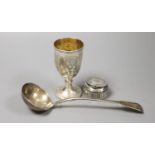 A George III silver fiddle pattern soup ladle, London, 1812, 26.6cm, a Victorian silver goblet,