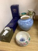 A quantity of mixed ceramics to include Worcester, Wedgwood, Copenhagen etc.