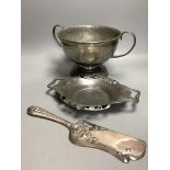 A Tudric planished pewter Golf Club Championship bowl, an unmarked Tudric dish and an Art Nouveau