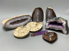 Three quartz half geode specimens, two ammonite fossils, a agate ‘heart’ etc., largest 24cm