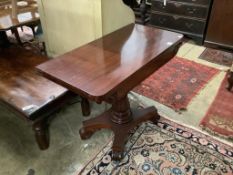 A William IV mahogany card table, width 97cm, depth 48cm, height 73cm