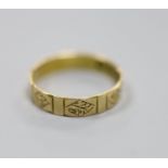 A Victorian engraved 15ct gold wedding band, size R,2.4 grams.