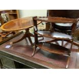 A reproduction low oval mahogany coffee table, length 120cm, depth 68cm, height 50cm together with