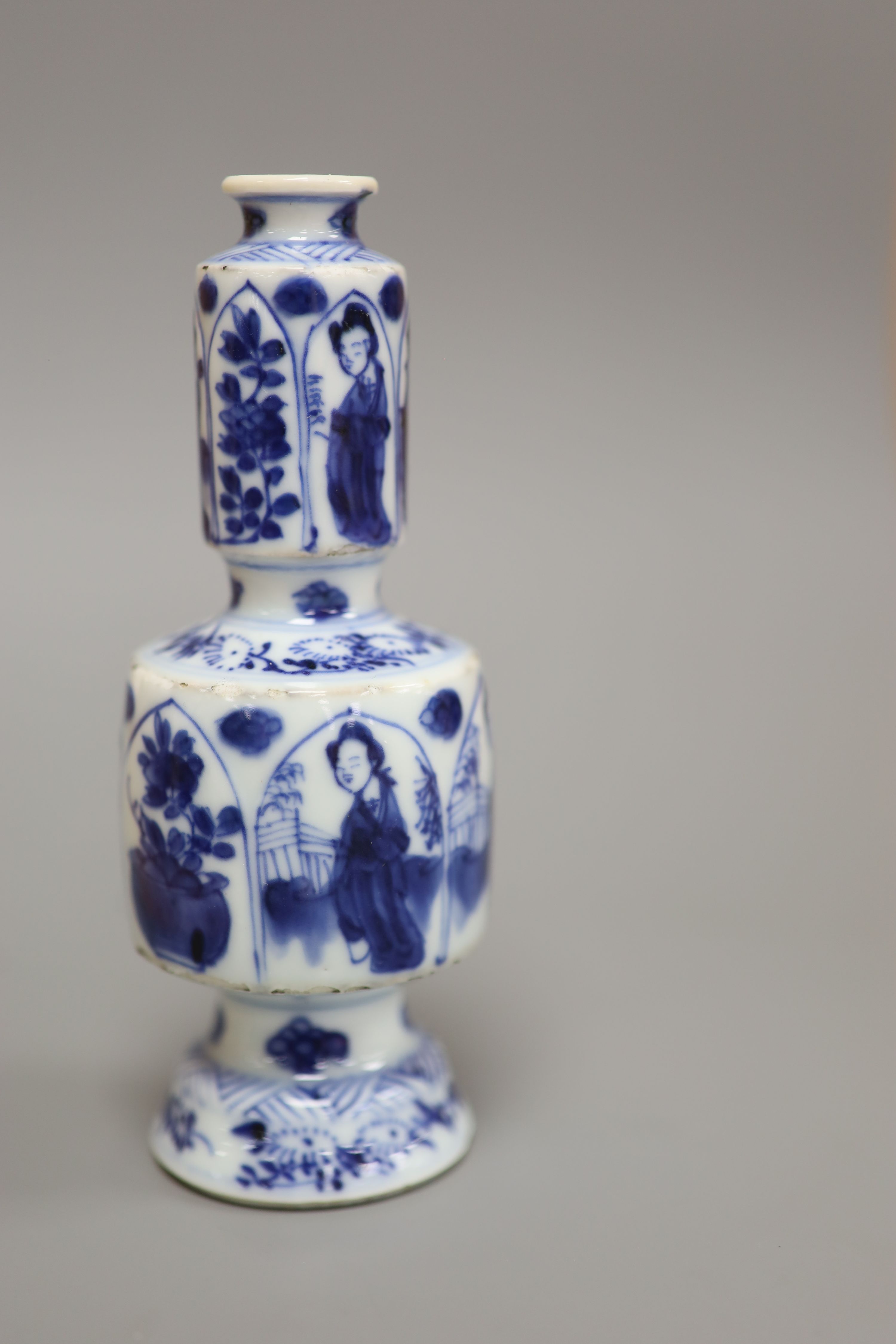 A Chinese Kangxi blue and white vase, ‘Jade’ mark to base, height 13cm - Image 2 of 7
