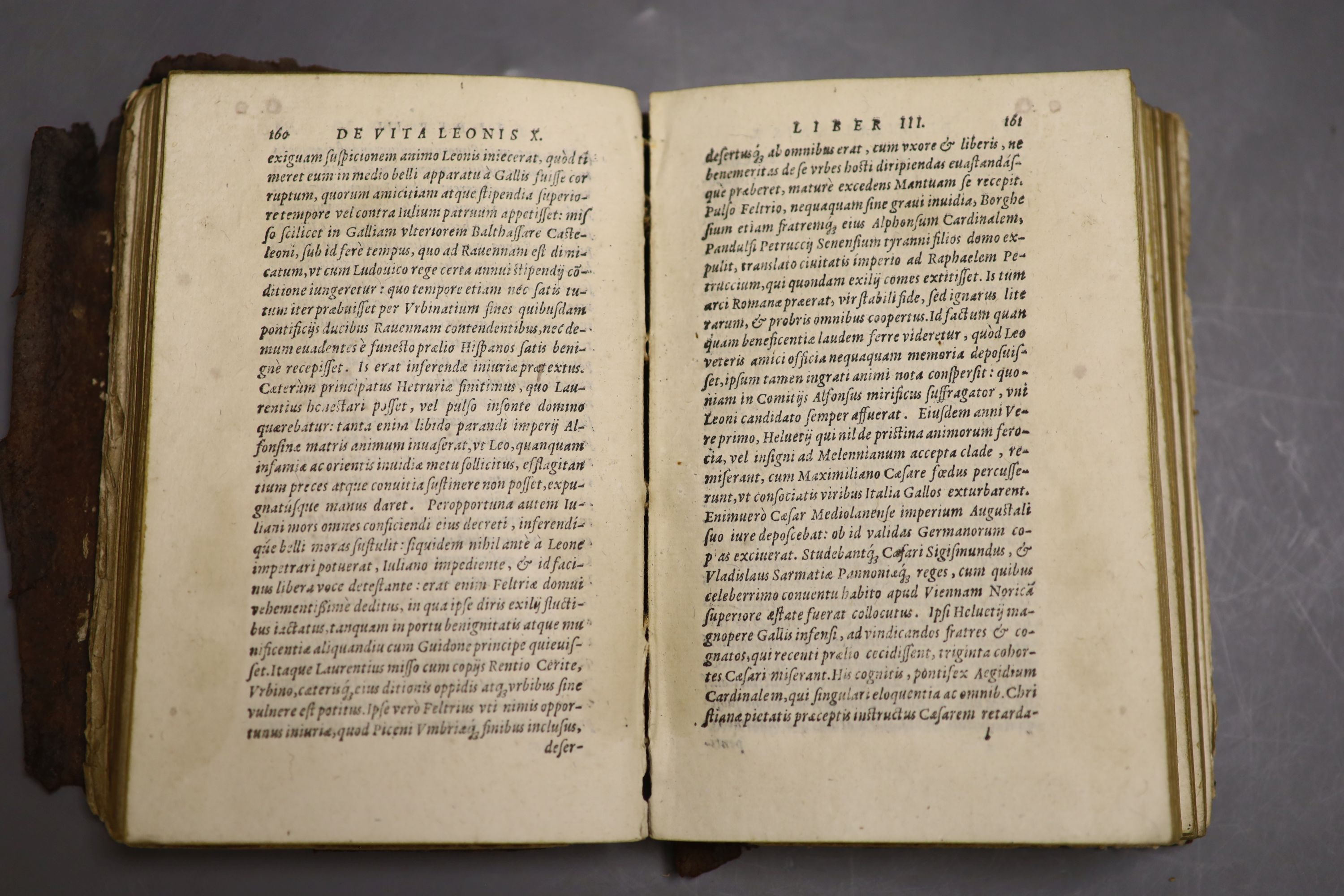 ° Paolo Giovio; Ludovico Ariosto; Angelo Constanzo; Gabriello Faerno, 16th century book. - Image 3 of 4