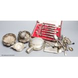 Assorted small silver including a sterling hip flask, cased silver handle tea forks, Art Deco