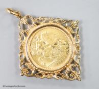 A George V 1912 gold sovereign, in a modern 9ct gold pendant mount, gross 10.4 grams.