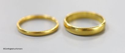 Two 22ct gold wedding bands,6.9g