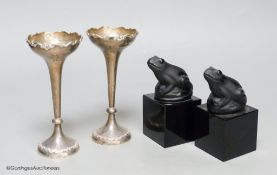 A pair of silver specimen vases, height 14cm, and a pair of black glass frogs