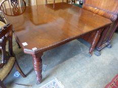 A late Victorian walnut extending dining table, (two spare leaves) 174cm extended, width 114cm,