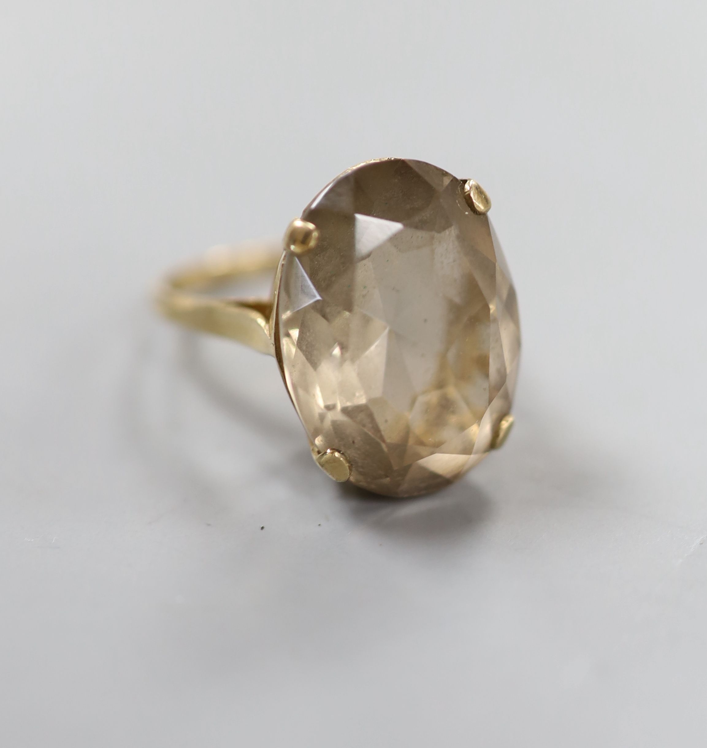 Two modern 9ct gold and smoky quartz set dress rings, gross weight 18.3 grams and a white metal and - Image 2 of 4