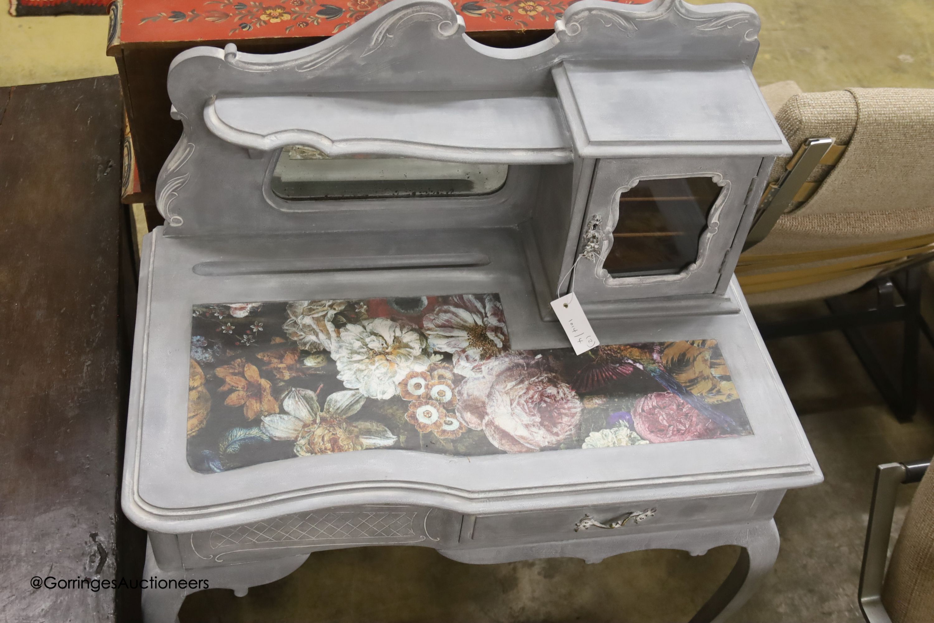 A Victorian later painted dressing table, width 75cm, depth 44cm, height 106cm together with a - Image 3 of 5