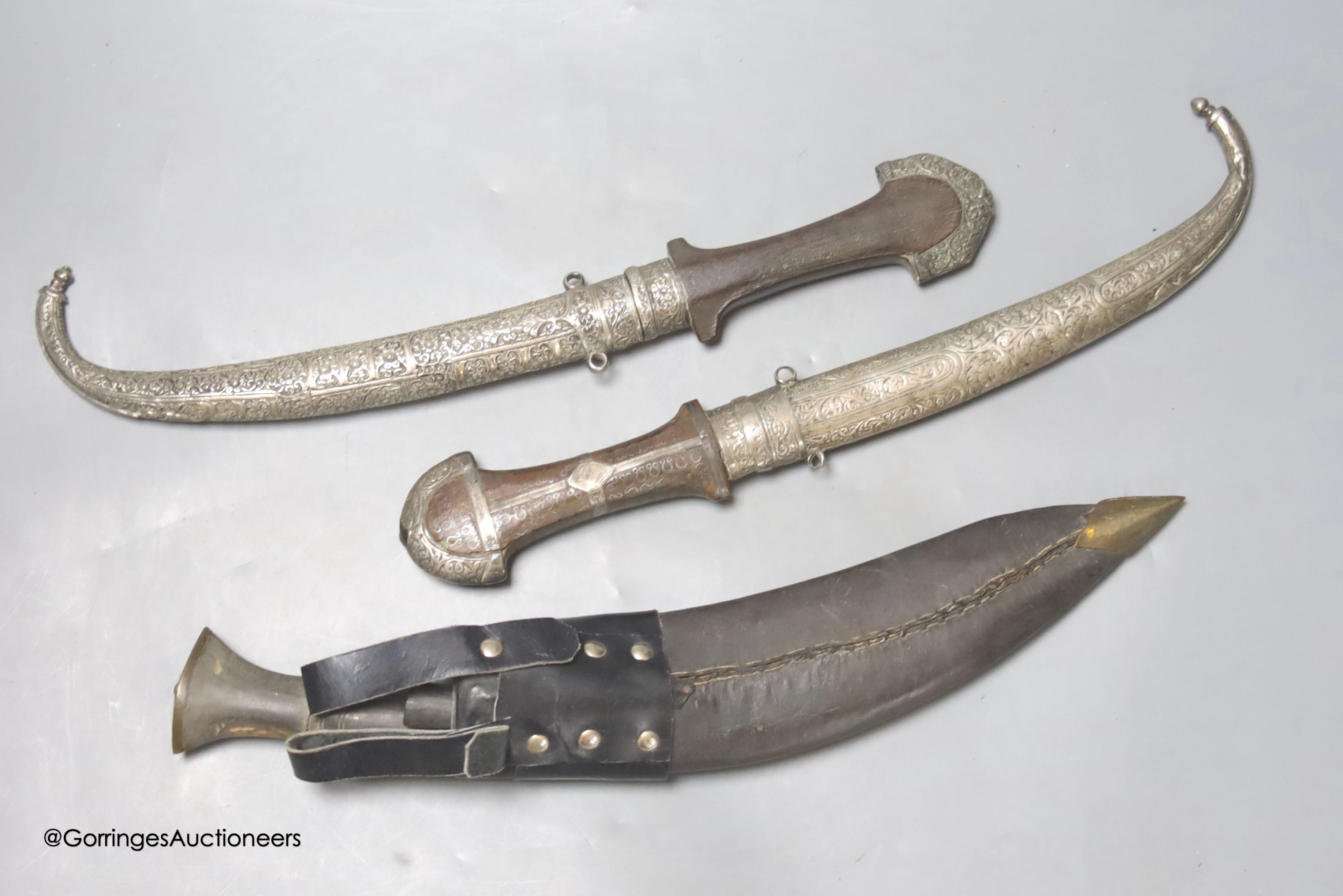 Three daggers, length 39cm