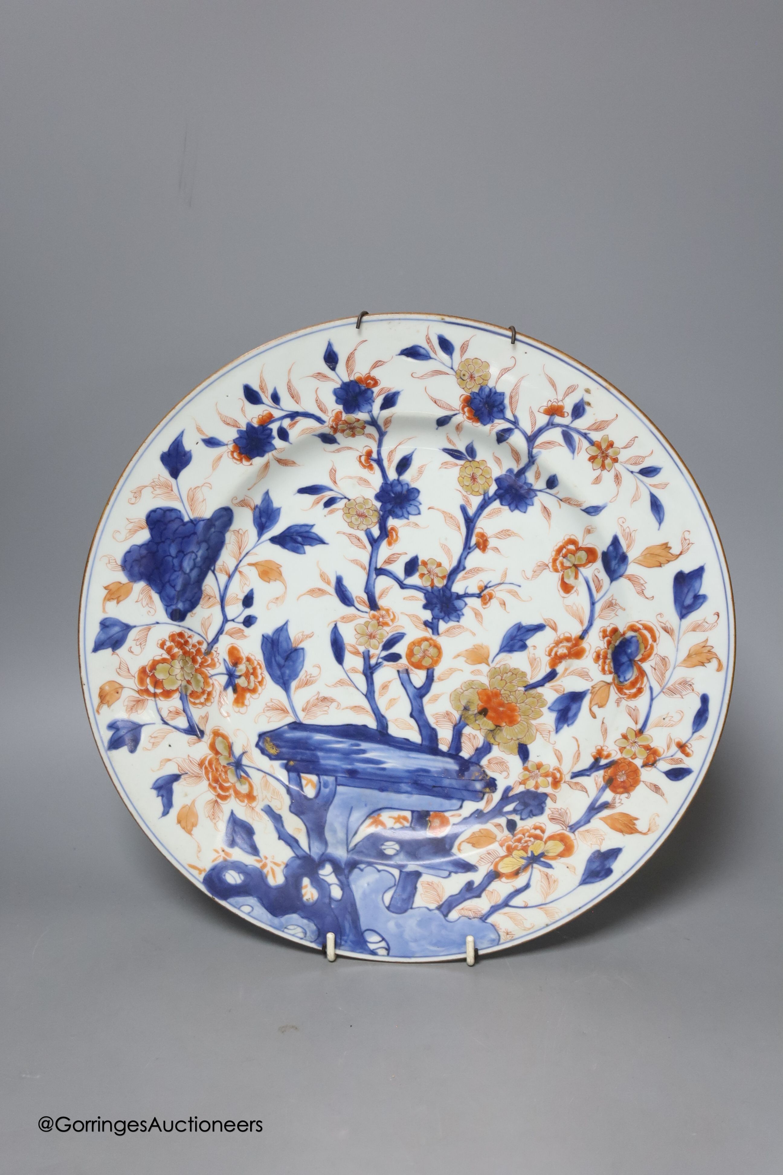 Three Japanese Imari plates together with a larger dish, 18th century, diameter 32cm - Image 3 of 4