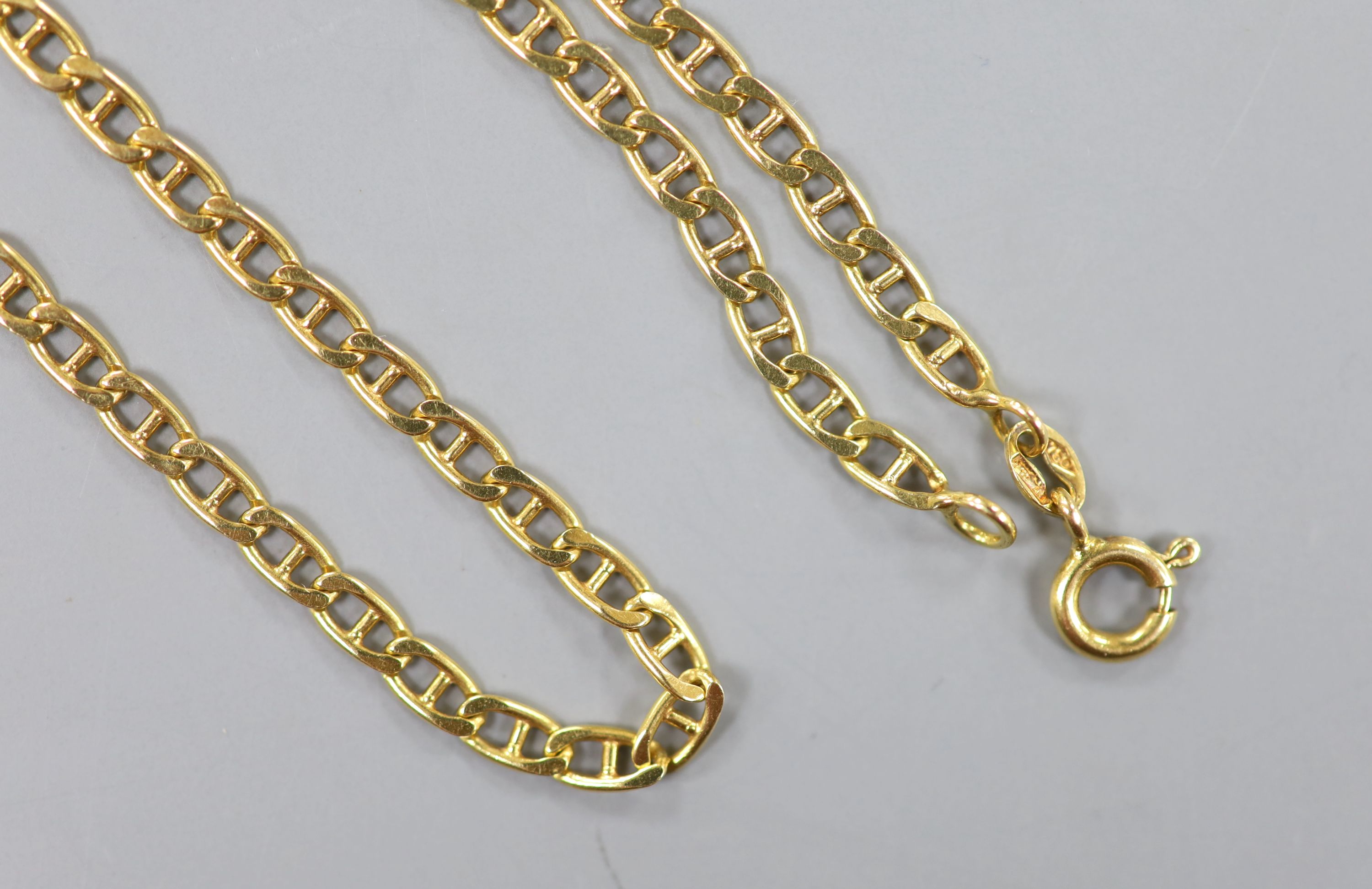 An 18ct gold oval link necklace, 40cm, 9 grams. - Image 2 of 3