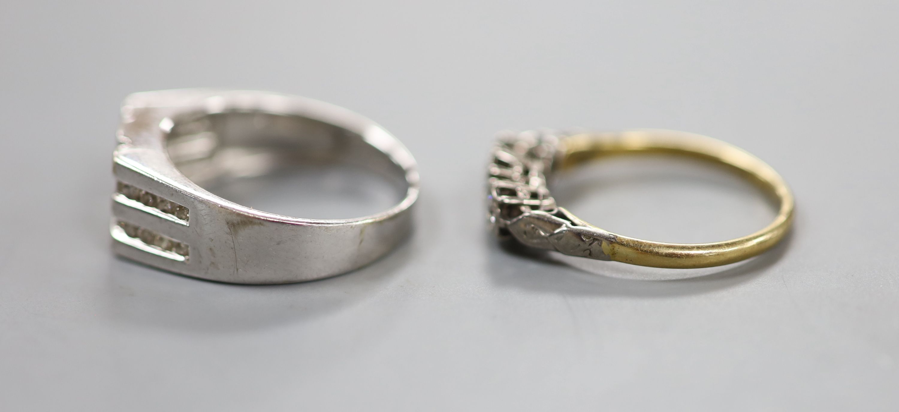 A diamond-set 14ct white gold ring, size R, gross 5.7 grams and an illusion-set three-stone diamond - Image 2 of 3
