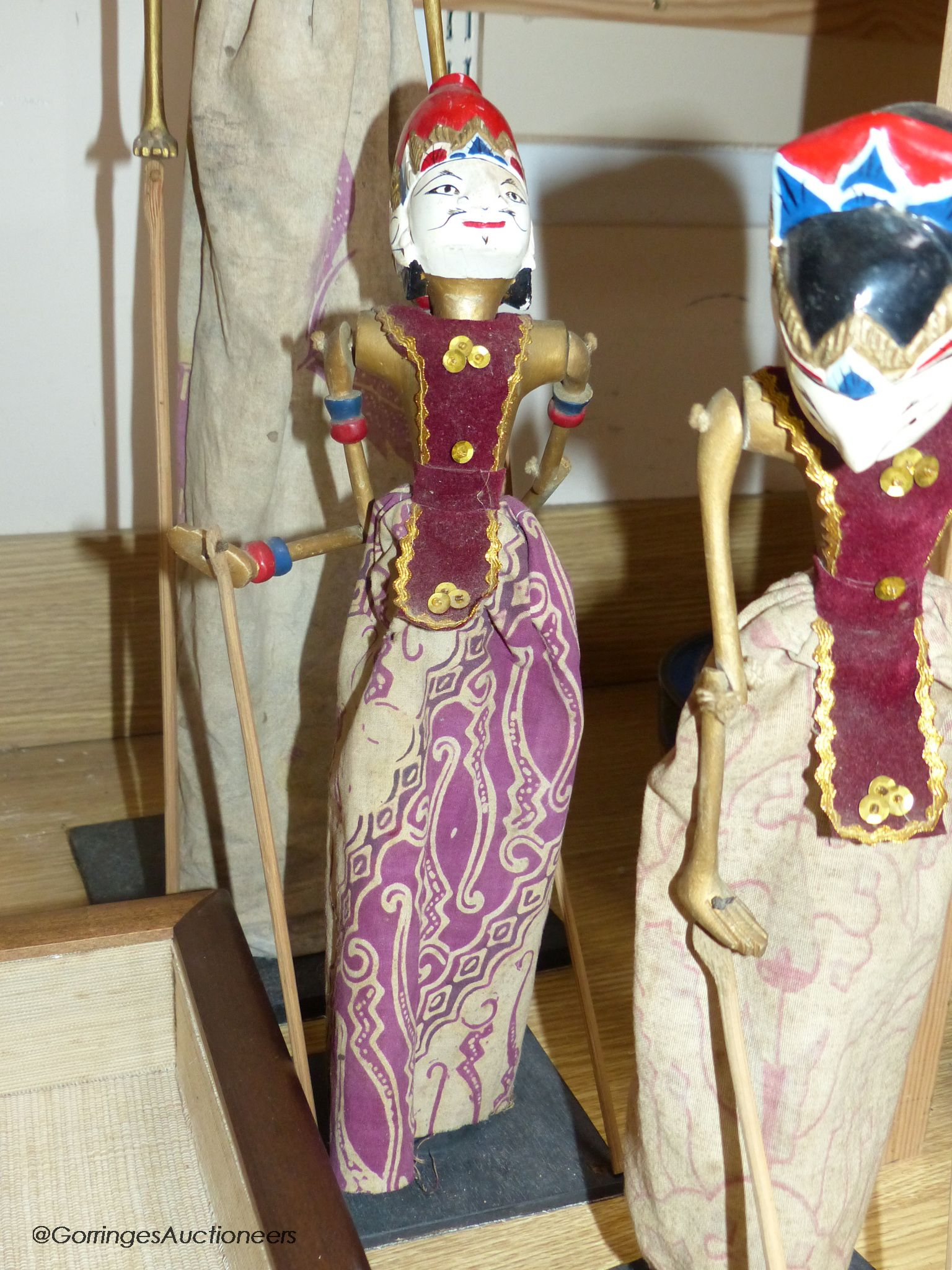 Three Indonesian stick puppets and another framed puppet, tallest 59cm - Image 3 of 6