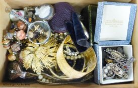 A collection of assorted mainly costume jewellery, including earrings, a silver 'Florrie' brooch,