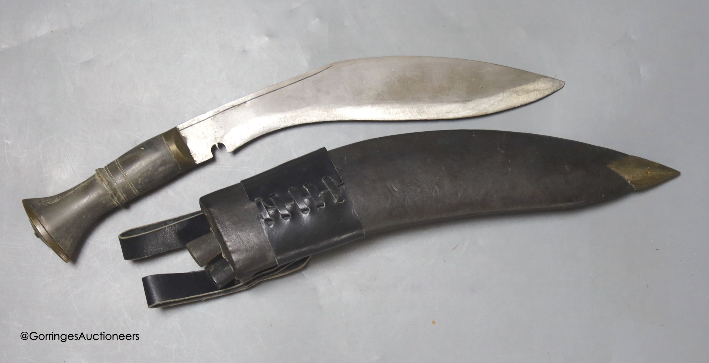 Three daggers, length 39cm - Image 2 of 4