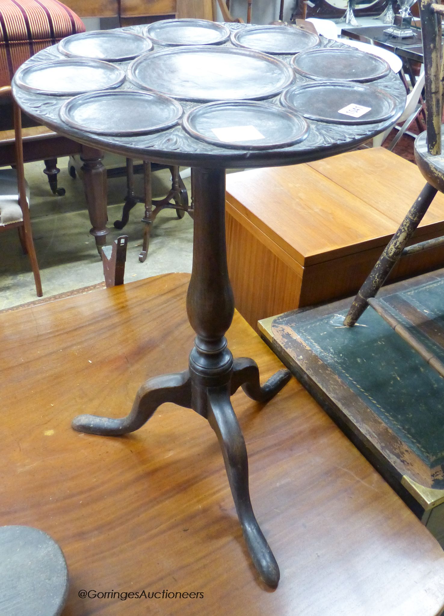 A mahogany tripod table, 43cm, diameter, height 66cm - Image 3 of 3