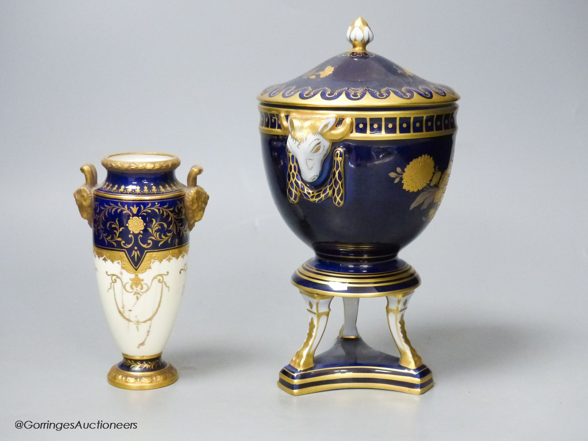 A Heutschenreuther porcelain vase and cover and a small Coalport vase (cracked), tallest 23cm - Image 3 of 4