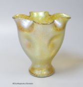 A Loetz type lemon ground iridescent glass vase, 16cn