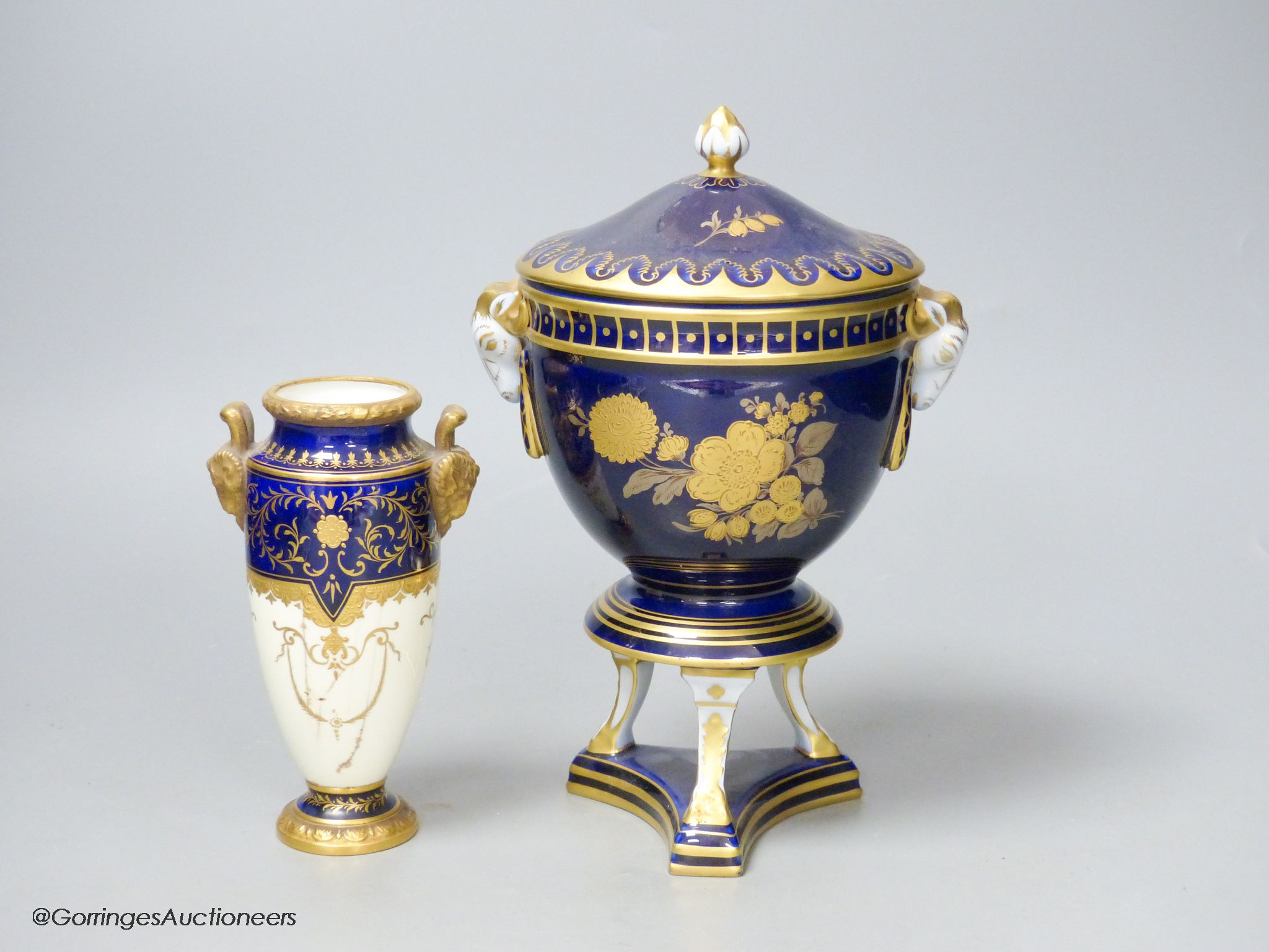A Heutschenreuther porcelain vase and cover and a small Coalport vase (cracked), tallest 23cm - Image 2 of 4