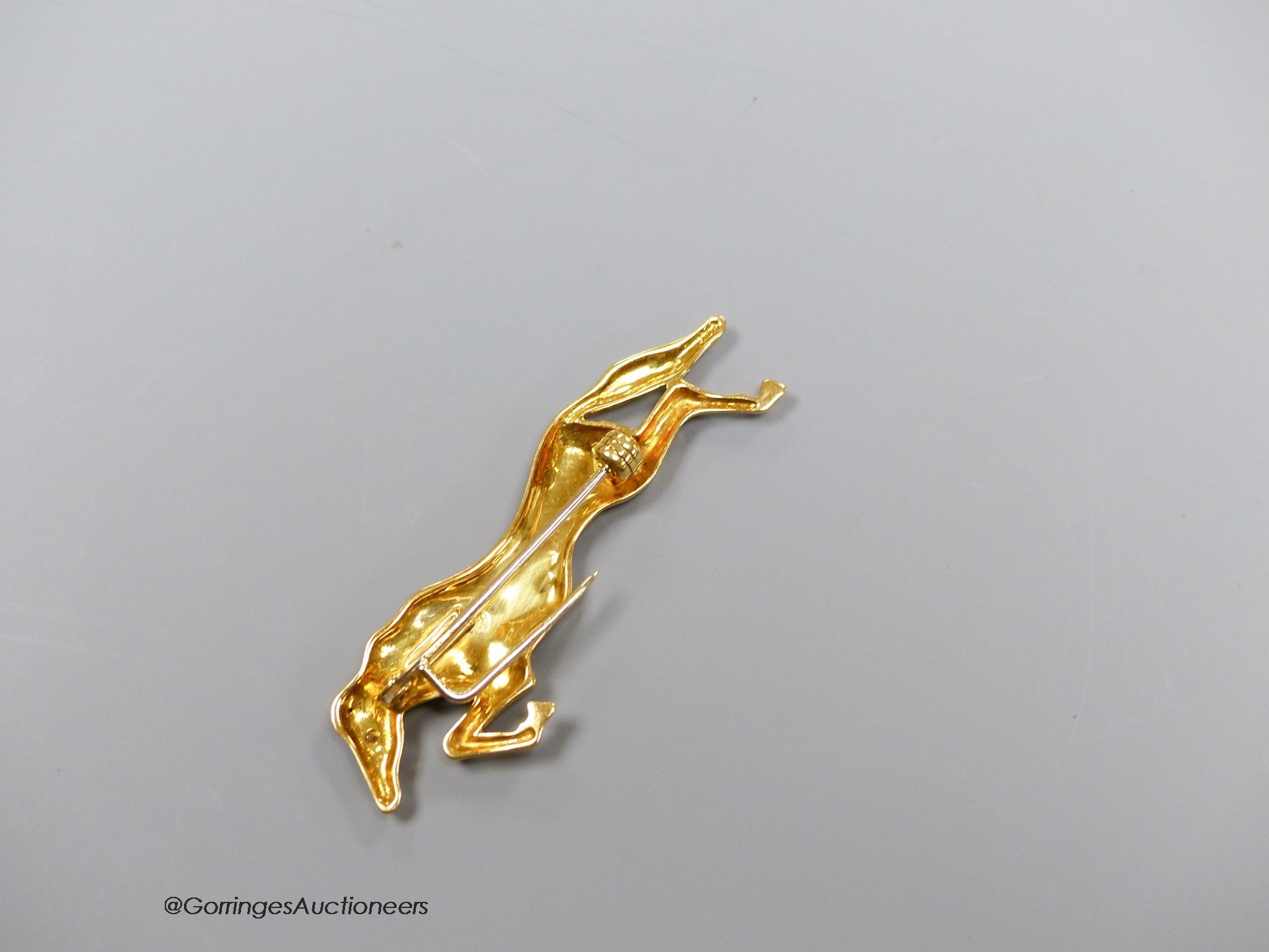 An 18k gold (750) diamond set horse brooch, gross 6.3g, 5cm. - Image 3 of 3