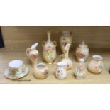 A collection of Worcester ivory blush ceramics, tallest 21cm (10)