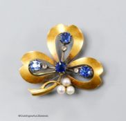 A sapphire, diamond and seed pearl cloverleaf pendant brooch, yellow metal setting, 26mm, gross 9.1